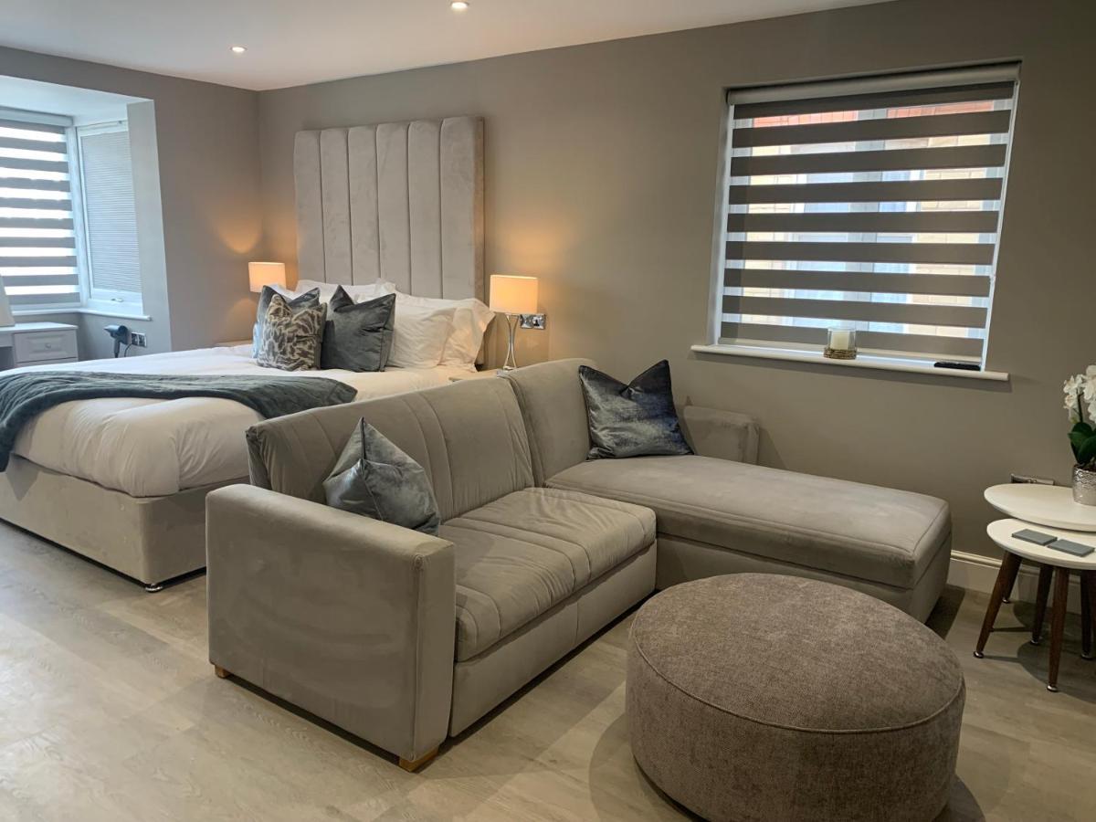 Willshaw Suites For Families Over 25 Only Μπλάκπουλ Εξωτερικό φωτογραφία