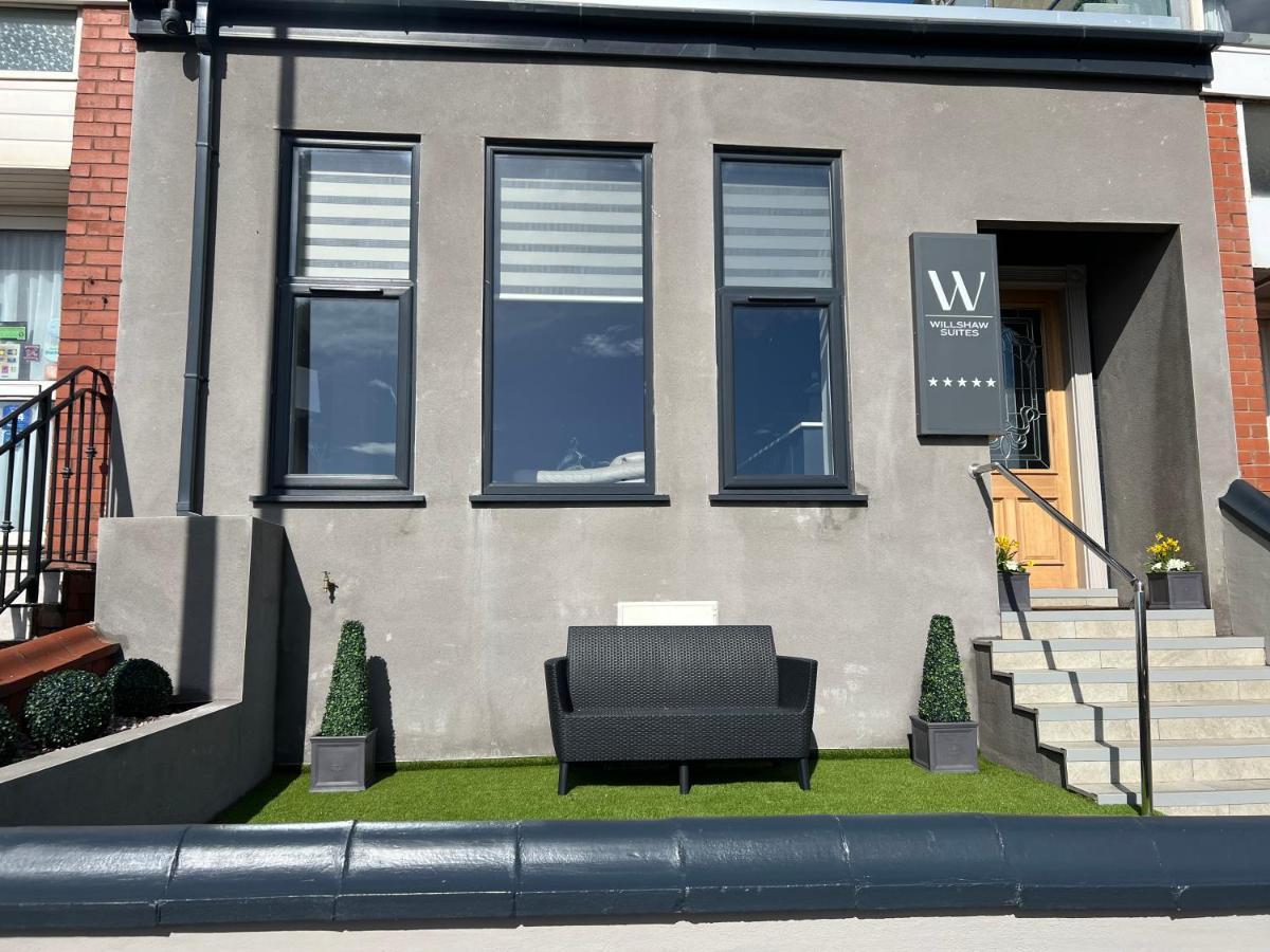 Willshaw Suites For Families Over 25 Only Μπλάκπουλ Εξωτερικό φωτογραφία